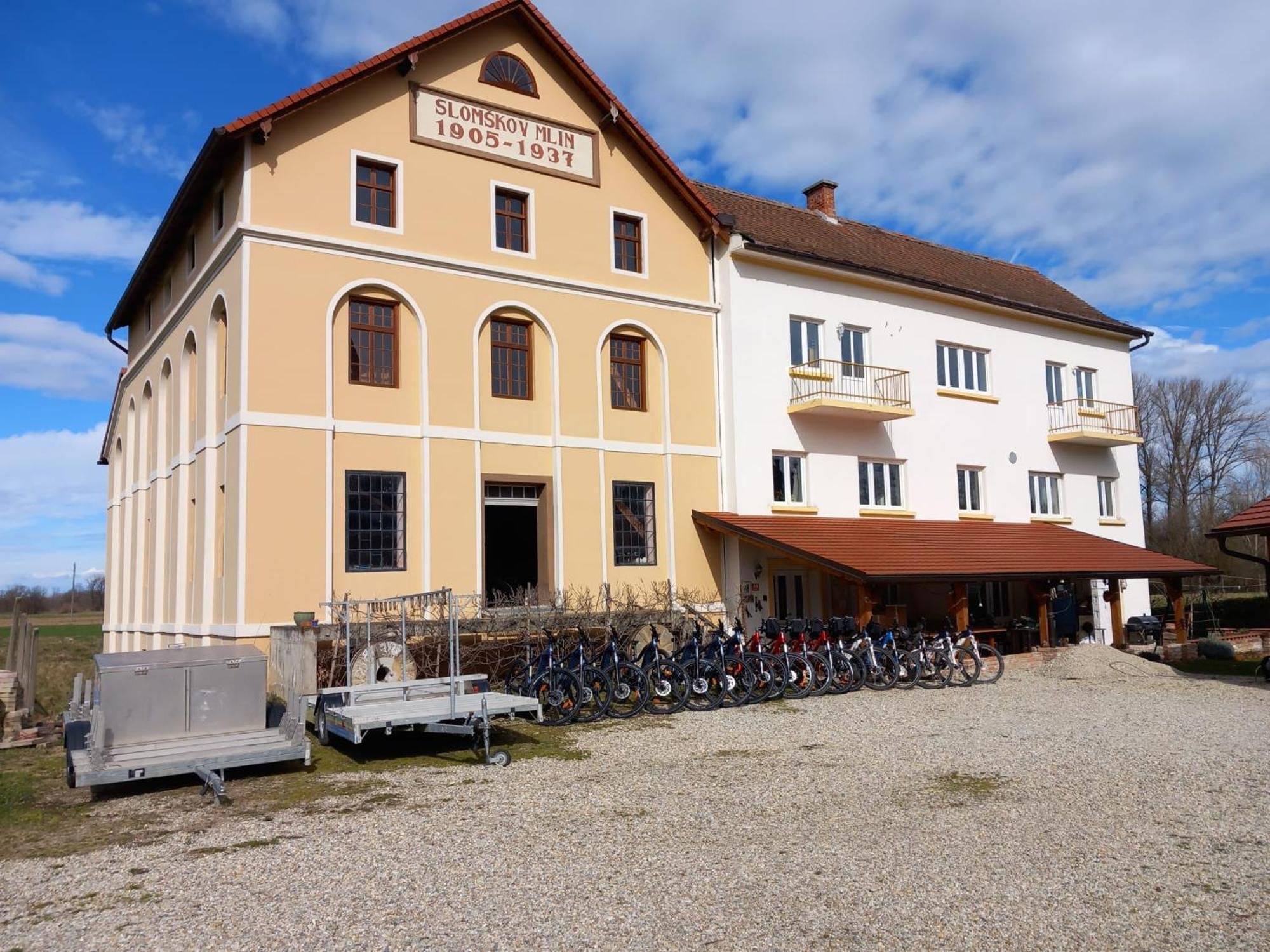 Mill House Apartment And Camping Ljutomer Exterior foto